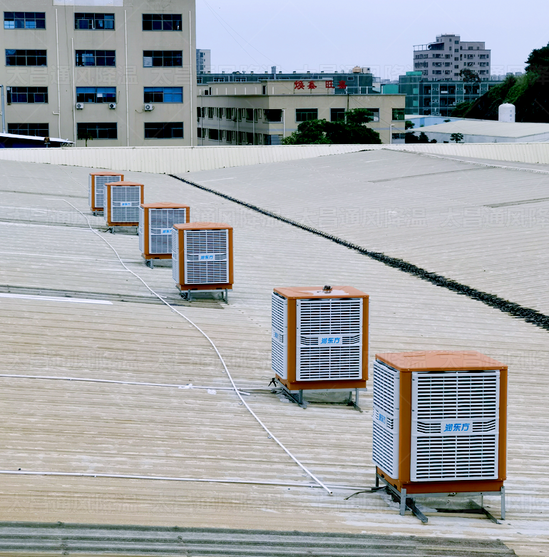 夏季鐵皮車間悶熱，潤東方環保空調助力解決通風降溫難題