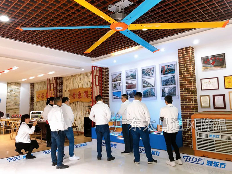 潤東方永磁內(nèi)轉(zhuǎn)子工業(yè)大風(fēng)扇